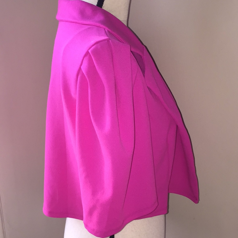 Lovely Fuschia Shrug - Picture 4 of 4